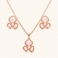 Aurelia — Queen Conch Shell Pendant & Earring Set