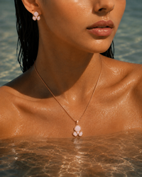 Aurelia — Queen Conch Shell Pendant & Earring Set